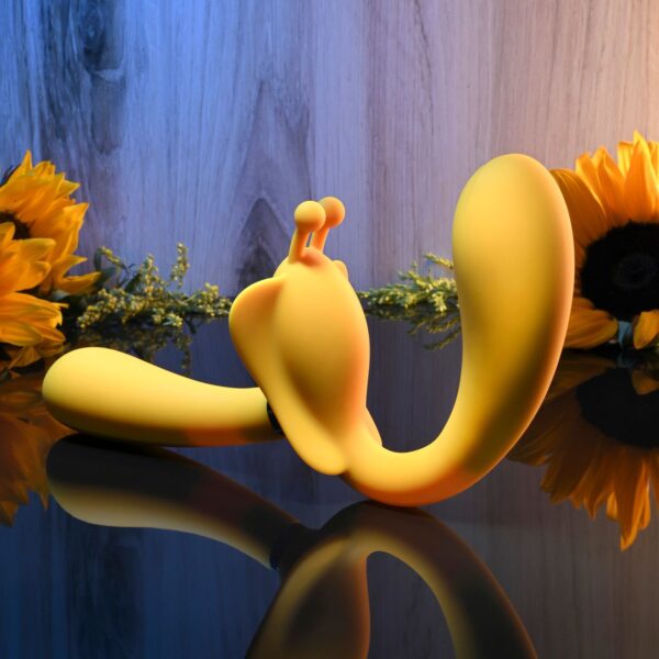 Evolved - The Monarch Strapless Strap On Vibrator - Geel - Afbeelding 7