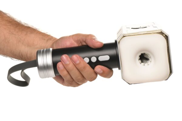 XR Brands - Thunder Stroker Zuigende Masturbator - Zilver&Zwart - Afbeelding 18