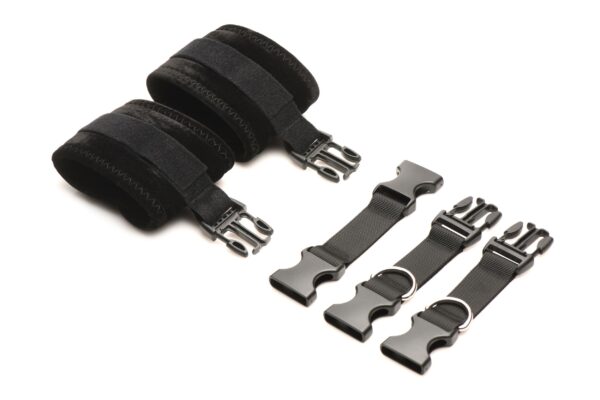 XR Brands - Bondage Kussen - Rood & Zwart - Afbeelding 6