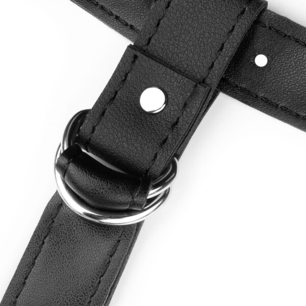 Fetish Collection - Dubbelzijdige Strap-On Dildo - Zwart - Afbeelding 4